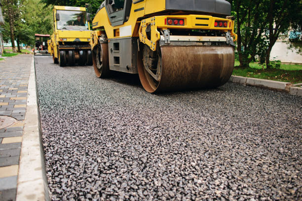 Best Local Driveway Pavers  in Compo, CT
